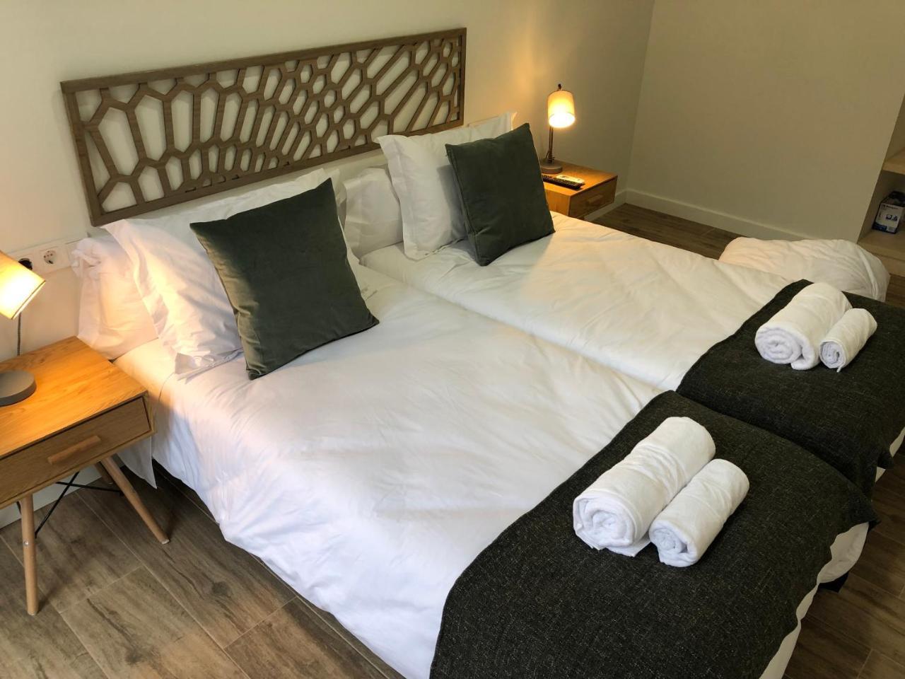 Apartamentos Al-Qazeres Luxury La Concepcion Caces Eksteriør billede