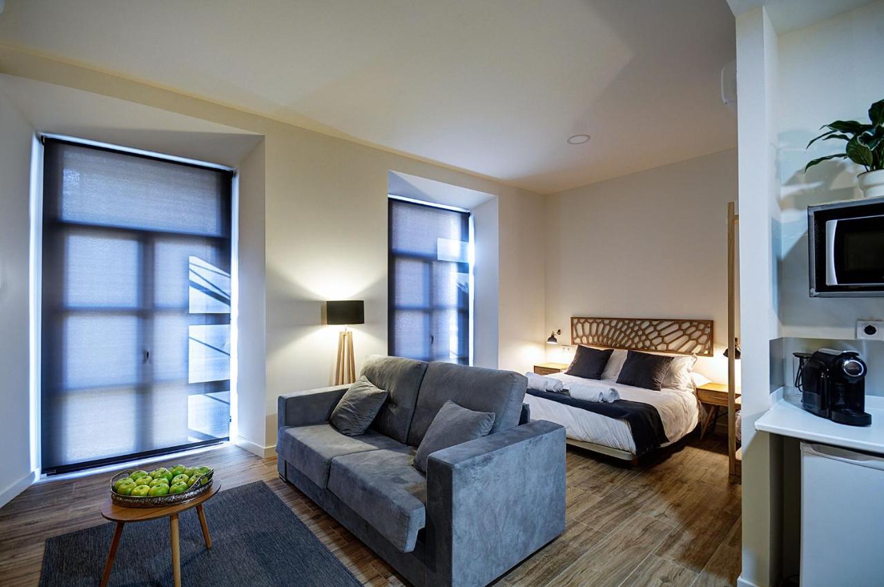 Apartamentos Al-Qazeres Luxury La Concepcion Caces Eksteriør billede