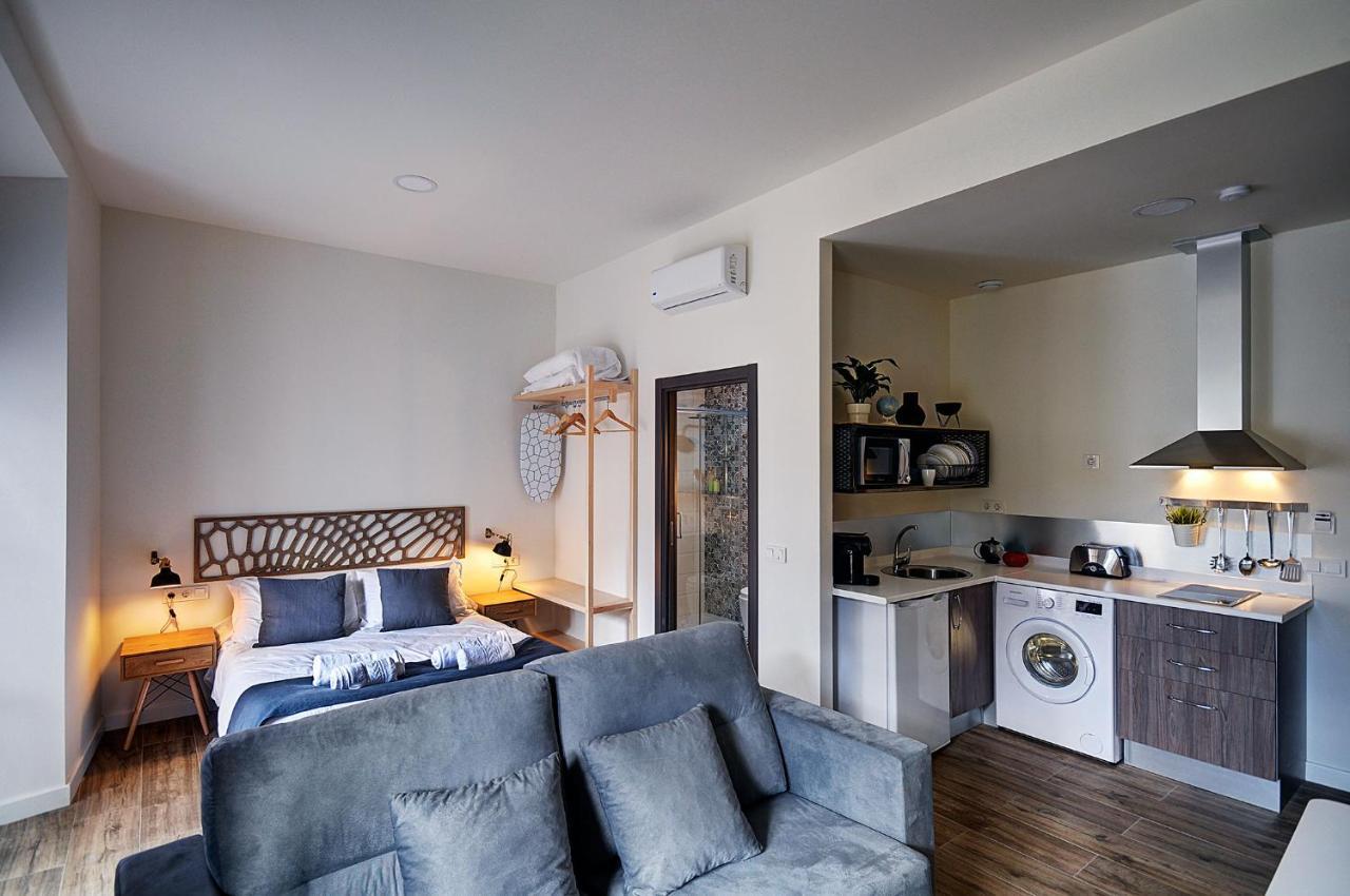 Apartamentos Al-Qazeres Luxury La Concepcion Caces Eksteriør billede
