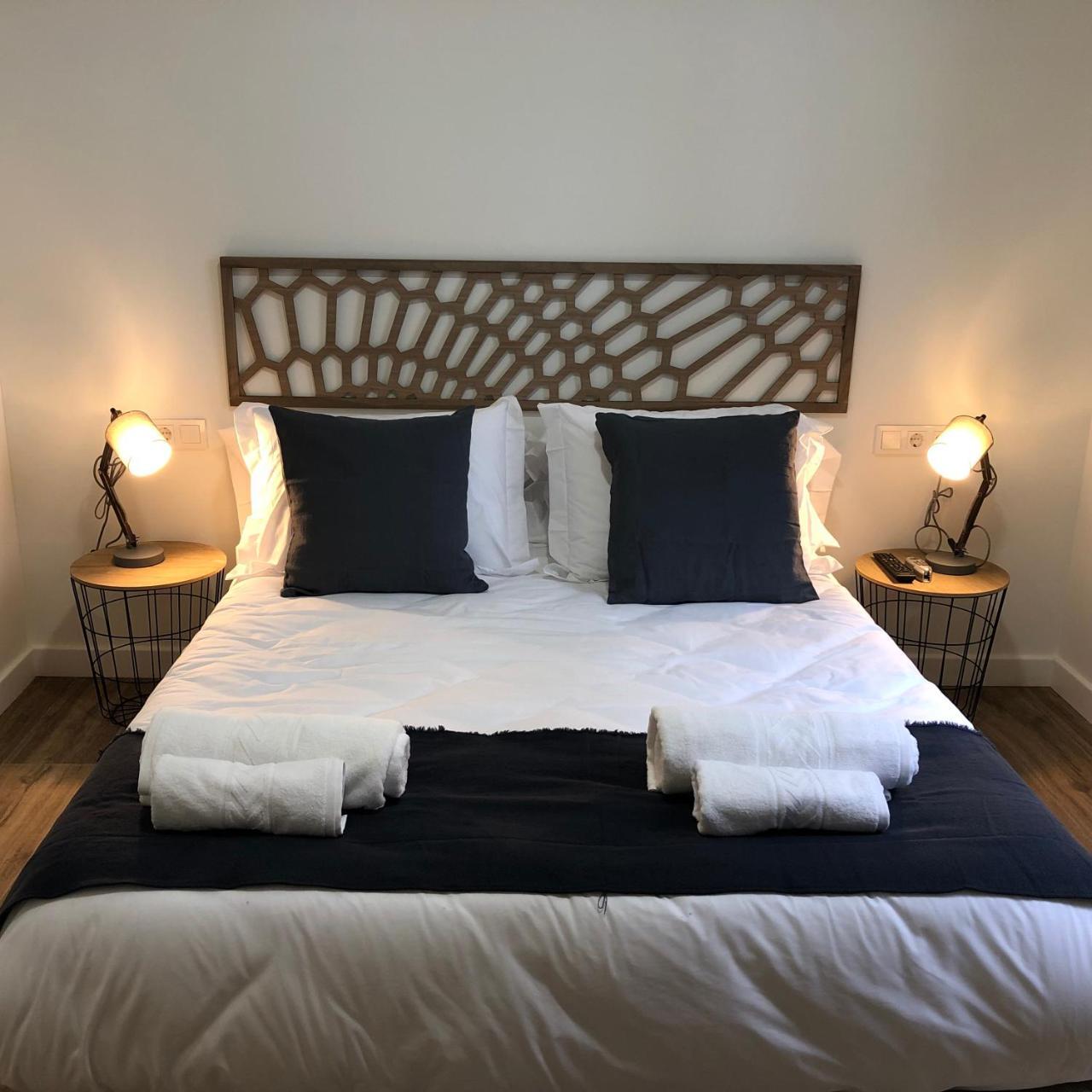 Apartamentos Al-Qazeres Luxury La Concepcion Caces Eksteriør billede